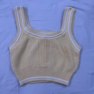 Hey!! I’m selling this knitted yellow and white tank top from Aeropostale.